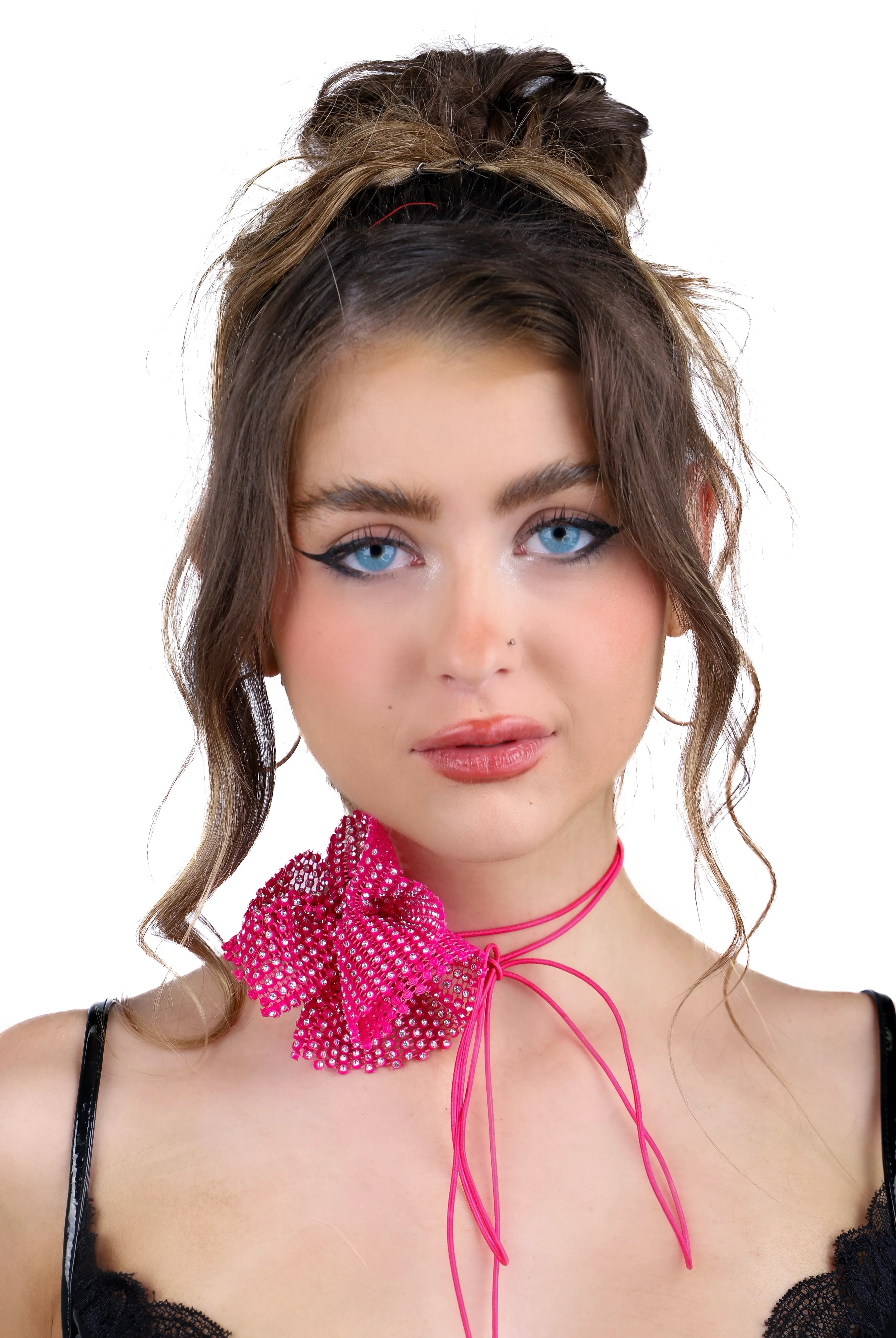 Pink Rose Rhinestone Mesh Necklace - Image 3